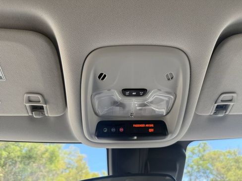 Used 2023 Chevrolet TrailBlazer LT image 26