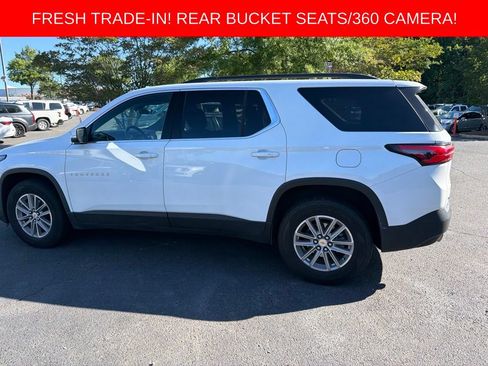Used 2022 Chevrolet Traverse LT FWD image 9