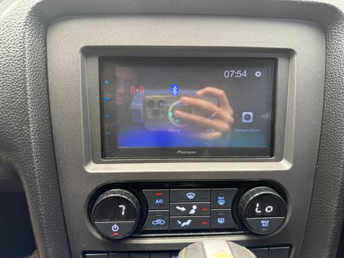 Used 2014 Ford Mustang Coupe RWD image 28