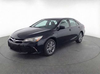 Used 2017 Toyota Camry SE video 1