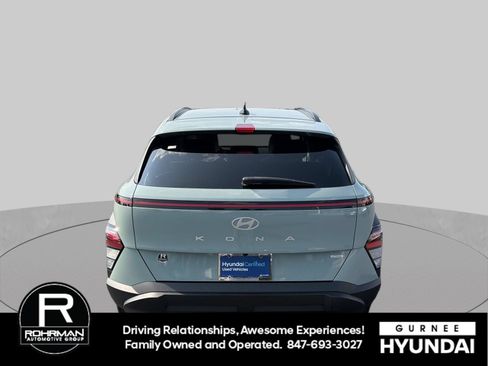 Used 2024 Hyundai Kona SEL AWD/4WD image 8