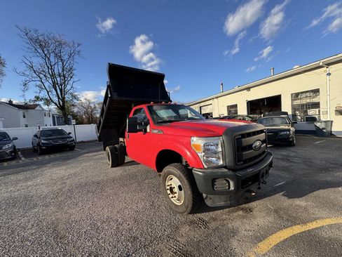 Used 2015 Ford F350 XL w/ Trailer Tow Package image 4