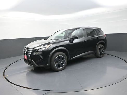 Used 2024 Nissan Rogue SV AWD/4WD image 35