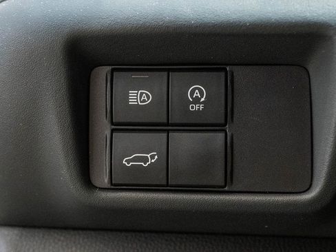 Certified 2025 Toyota Highlander XSE AWD/4WD image 19