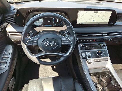 Certified 2024 Hyundai Palisade Calligraphy AWD/4WD image 13