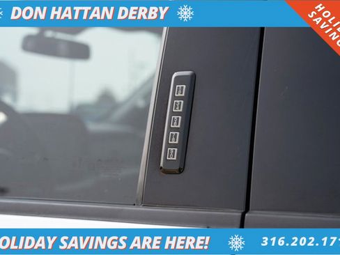 Used 2022 Ford F150 Lariat w/ Trailer Tow Package image 35