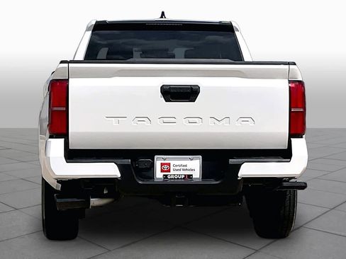 Used 2026 Toyota Tacoma SR5 RWD image 5