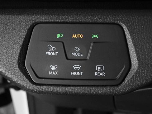 Certified 2023 Volkswagen ID.4 Pro S AWD/4WD image 23