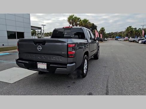 Used 2024 Nissan Frontier SV w/ SV Convenience Package image 31