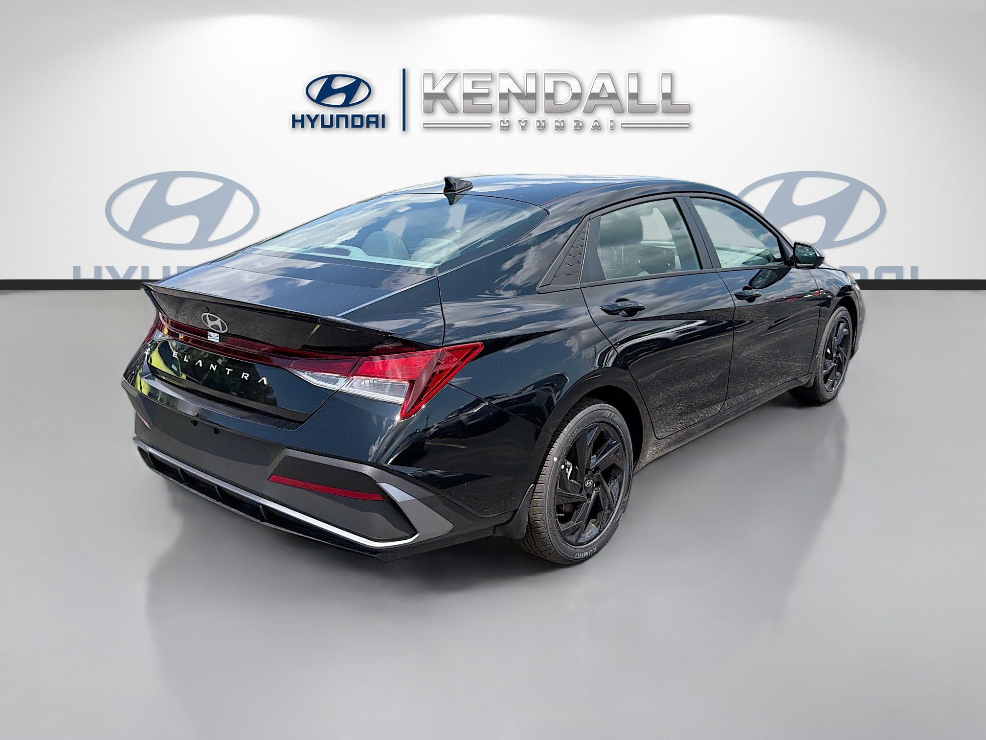 New 2026 Hyundai Elantra Sport FWD image 6