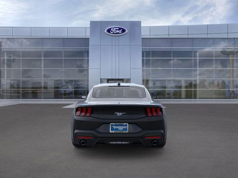 New 2025 Ford Mustang Coupe image 5