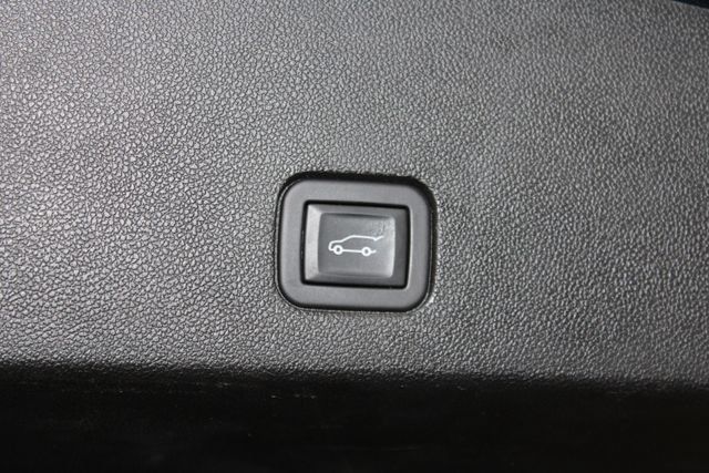 Certified 2023 Cadillac XT6 Luxury AWD/4WD image 34