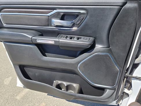 Used 2025 RAM 1500 Laramie AWD/4WD image 19