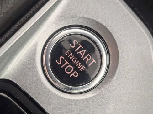 Used 2025 Nissan Altima 2.5 SV FWD image 24
