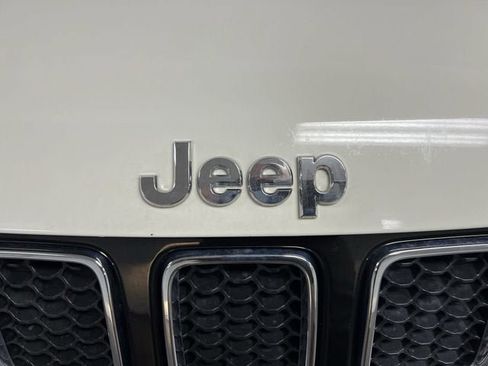 Used 2020 Jeep Compass Limited AWD/4WD image 30
