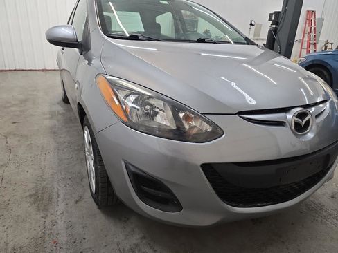 Used 2014 MAZDA MAZDA2 Sport image 23