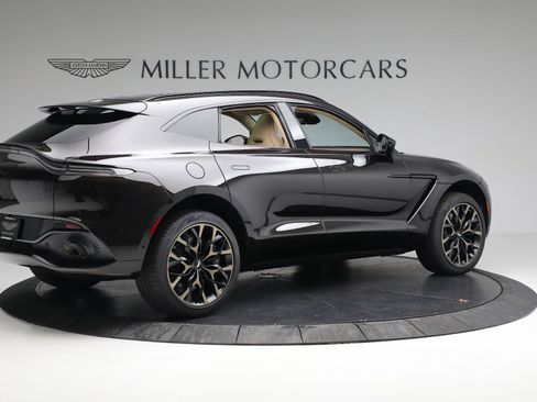 Used 2022 Aston Martin DBX AWD/4WD image 7
