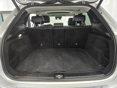 Used 2022 Mercedes-Benz GLA 250 4MATIC w/ Premium Package Lite image 10