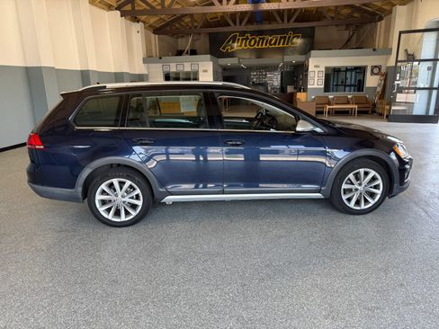 Used 2017 Volkswagen Golf Alltrack SEL AWD/4WD image 8