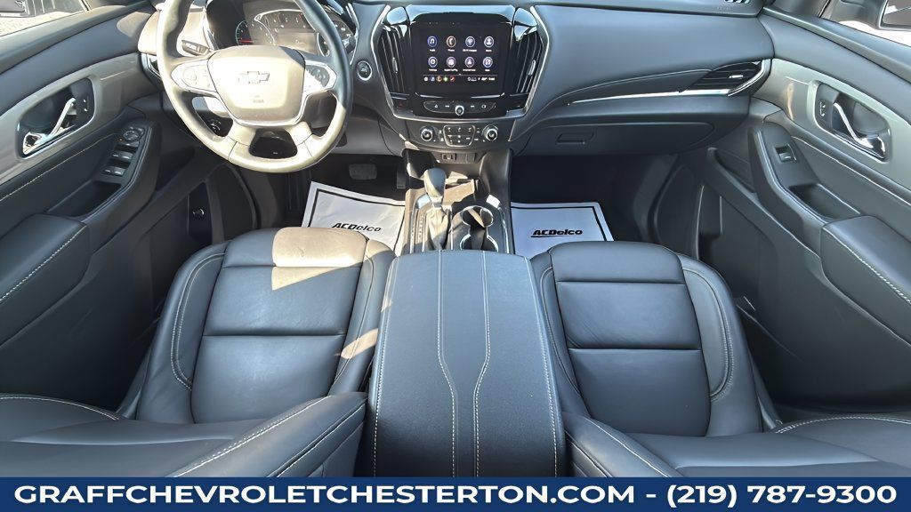 Used 2023 Chevrolet Traverse LT w/ Rear Camera Mirror Package AWD/4WD image 29