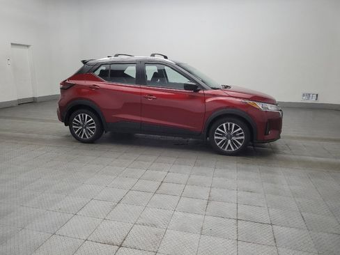 Used 2024 Nissan Kicks SV w/ Exterior Package FWD image 11