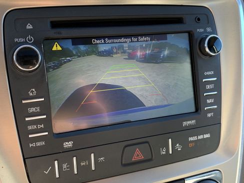 Used 2014 GMC Acadia Denali image 22