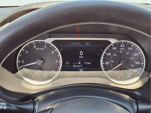 Used 2024 Nissan Sentra SV FWD image 16