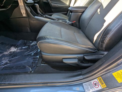 Used 2016 Toyota Corolla S image 15