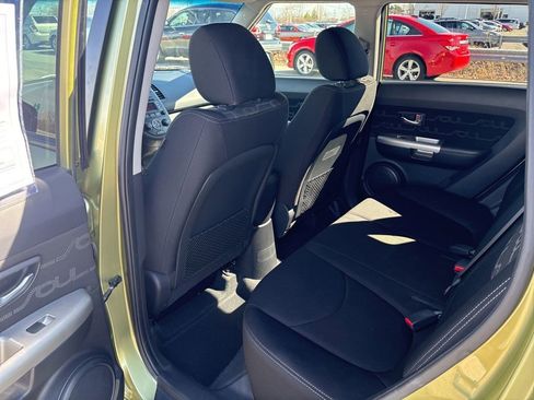 Used 2012 Kia Soul + image 18