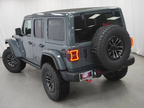 New 2026 Jeep Wrangler Unlimited Rubicon AWD/4WD image 11