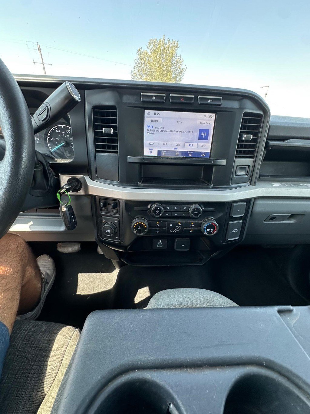 Used 2024 Ford F250 XLT AWD/4WD image 7