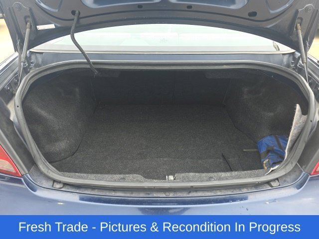 Used 2005 Chrysler Sebring Touring FWD image 17