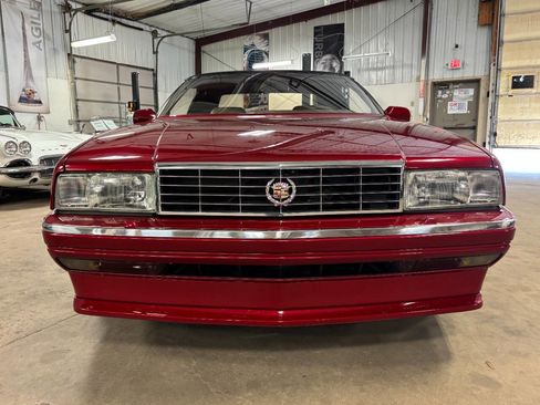 Used 1993 Cadillac Allante FWD image 9