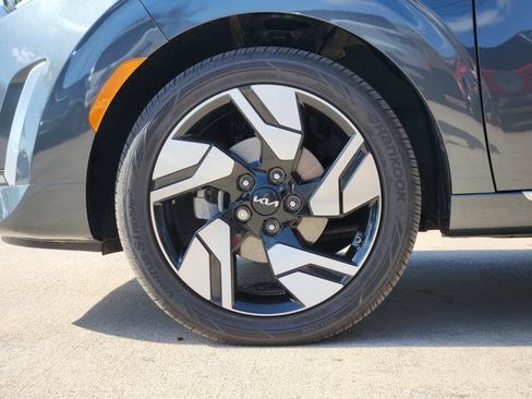 Certified 2025 Kia Soul GT-Line w/ GT-Line Technology Package image 11