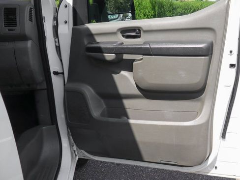 Used 2019 Nissan NV 2500 S RWD image 33