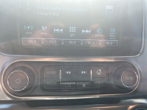 Used 2019 Chevrolet Tahoe LT image 17