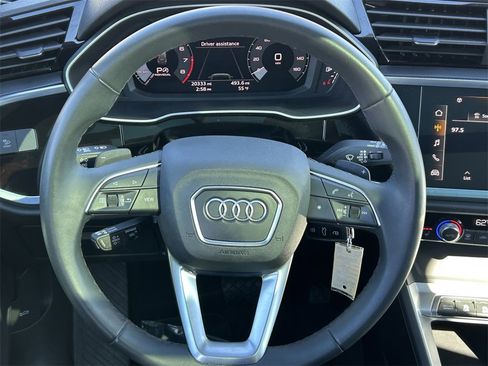 Used 2025 Audi Q3 2.0T Premium image 36