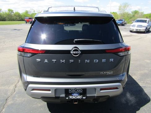 Used 2025 Nissan Pathfinder Platinum w/ Cargo Package AWD/4WD image 6