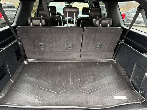 Used 2020 Ford Expedition Max XLT w/ Equipment Group 201A image 16