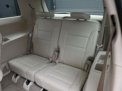 Used 2023 GMC Acadia Denali w/ Denali Ultimate Package FWD image 33