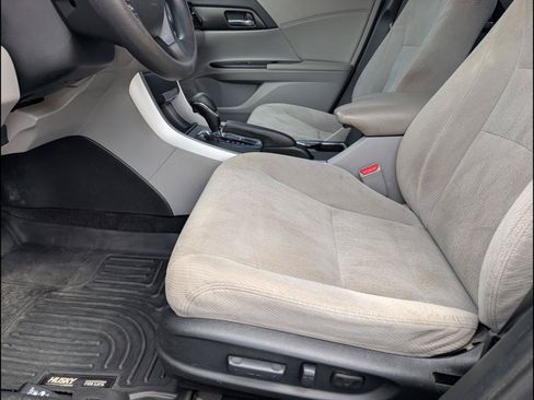 Used 2014 Honda Accord EX image 9