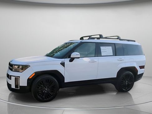 Used 2025 Hyundai Santa Fe Calligraphy AWD/4WD image 14