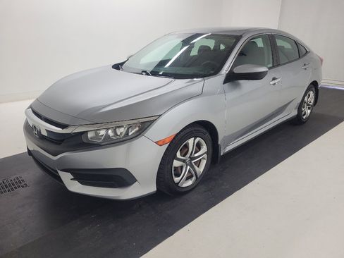 Used 2018 Honda Civic LX image 2