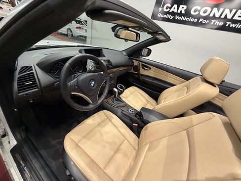 Used 2012 BMW 128i Convertible RWD image 22