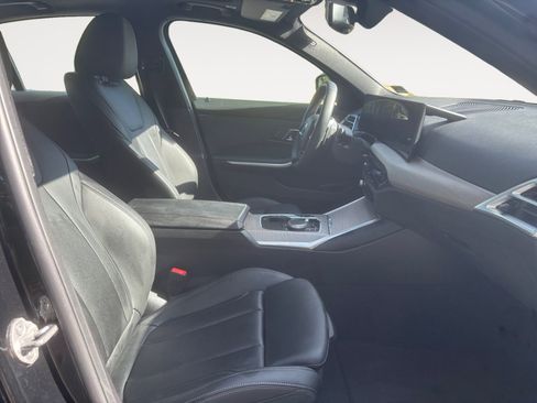 Used 2025 BMW 330i xDrive Sedan AWD/4WD image 15