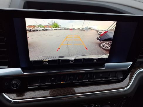 Used 2023 Chevrolet Silverado 1500 RST w/ Convenience Package II AWD/4WD image 8