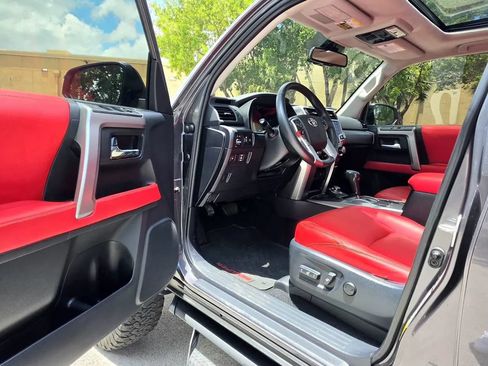 Used 2021 Toyota 4Runner SR5 Premium w/ Moonroof Package AWD/4WD image 7