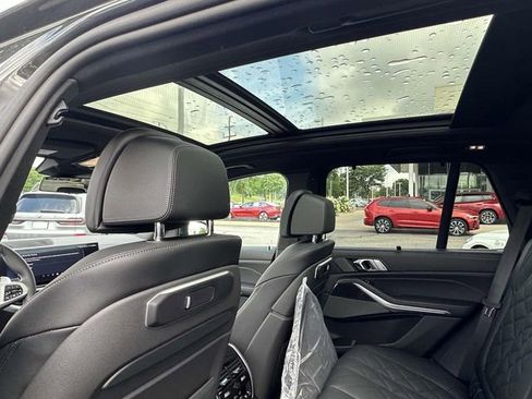New 2026 BMW X5 M60i image 11
