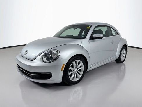 Used 2014 Volkswagen Beetle TDI FWD image 3