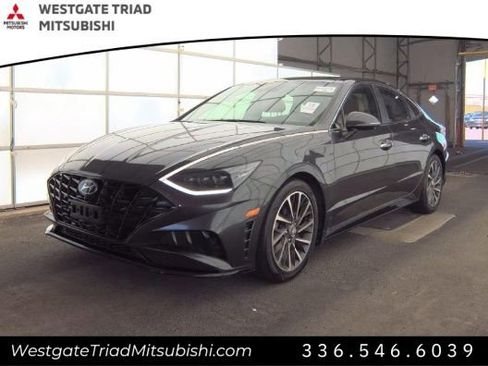 Used 2020 Hyundai Sonata Limited FWD image 3